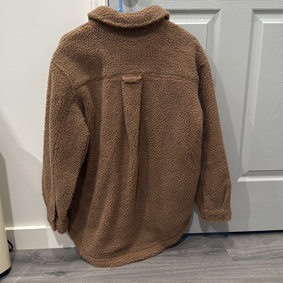 AE Winter Coat - Picture 2 of 4